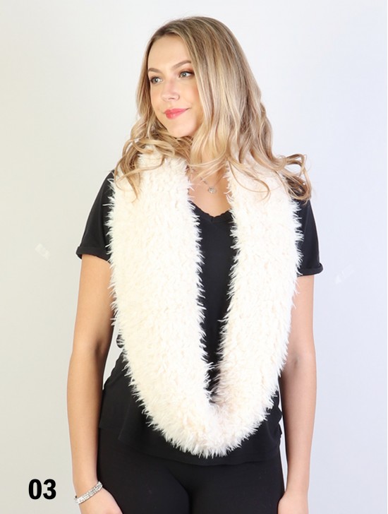 SOLID COLOR FAUX FUR LOOP SCARF